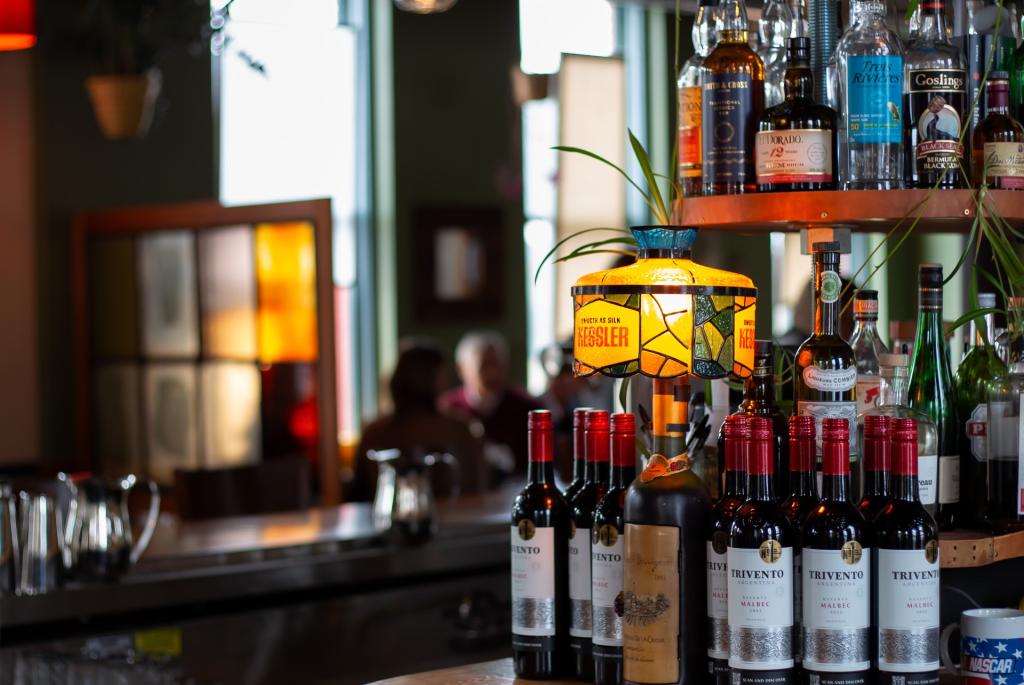 Turn Key Bar Room