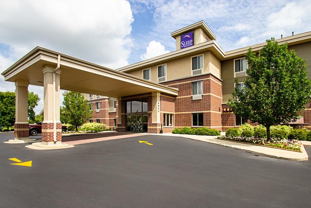 sleepinnsuites_exterior