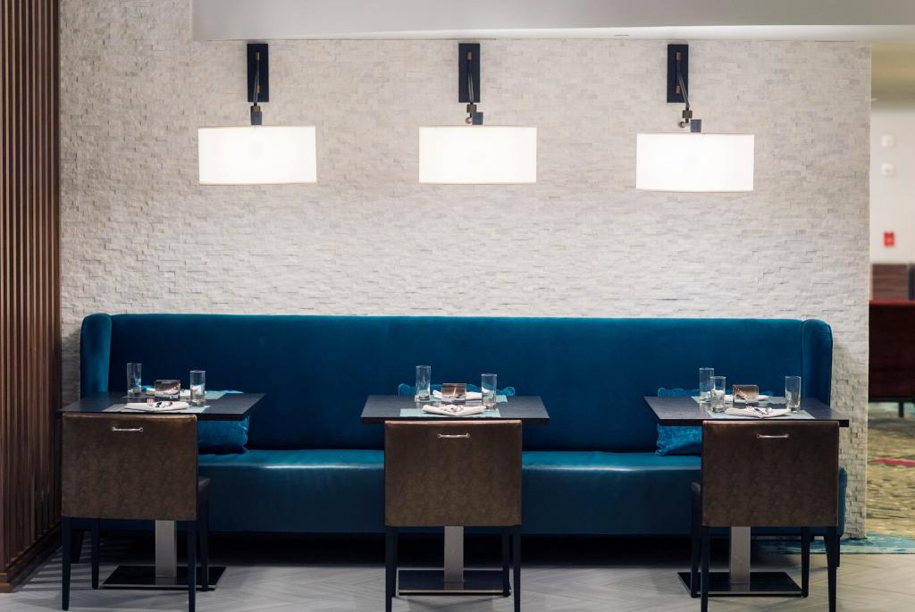 restaurant-interior