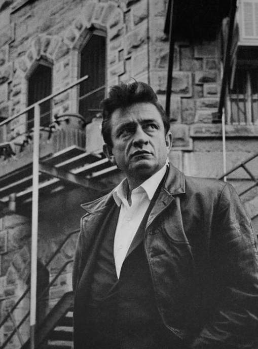 The Prison Concerts: Folsom And San Quentin (Jim Marshall’s Photographs Of Johnny Cash)