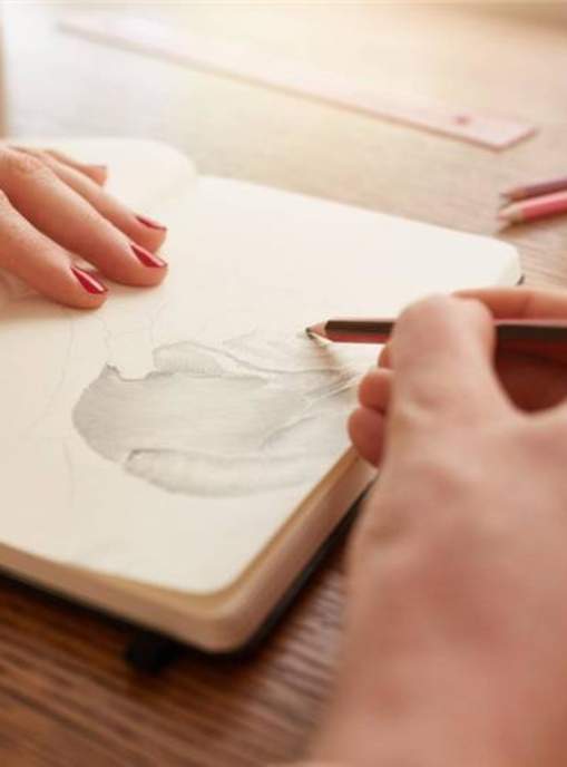 Studio Social: Drawin' Together