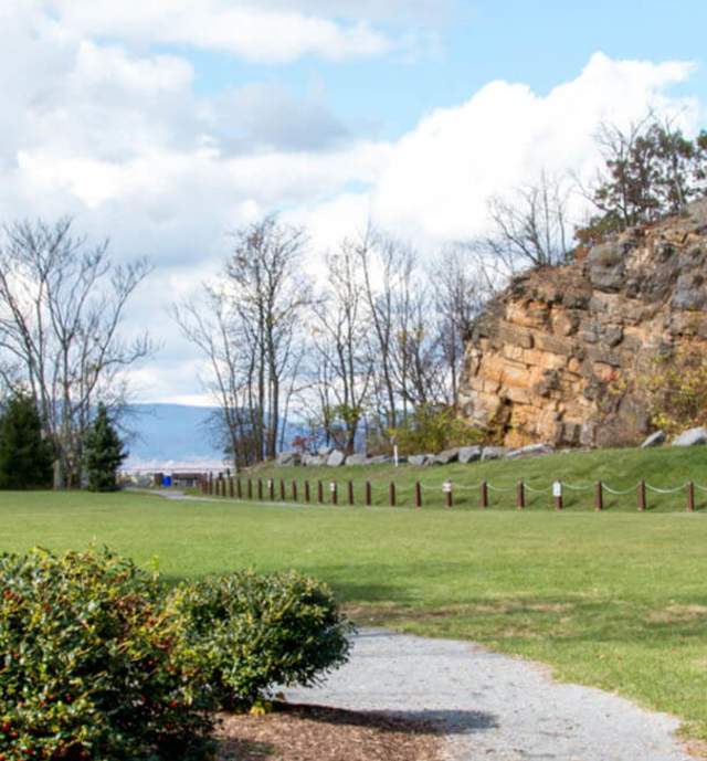 Chimney Rocks Park