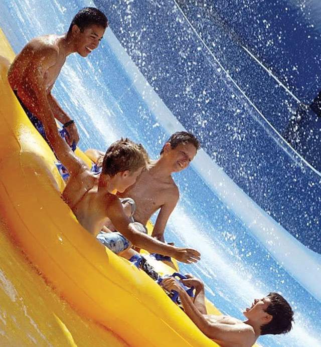 Hurricane Harbor Splashtown