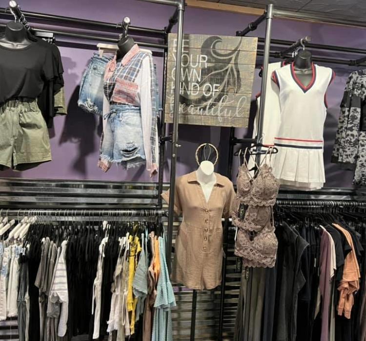 Trendy deals boutique clothing