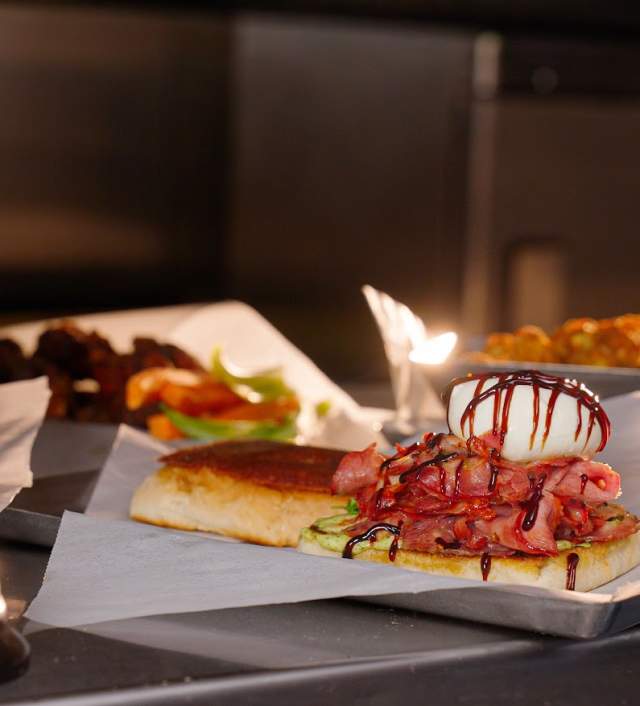 Where to Eat on Mondays