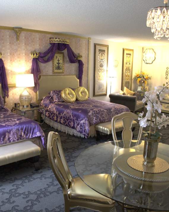 Royal Crown Suite