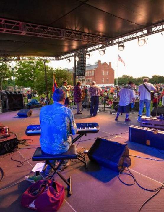 Exploring the Downtown Fort Smith Entertainment District