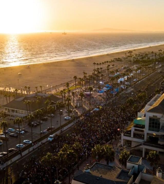 Surf City 10