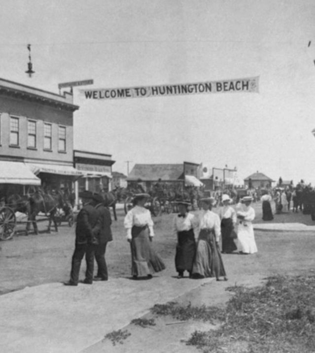 Historical Downtown Huntington Beach