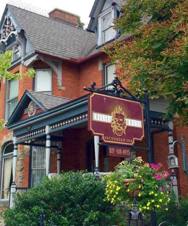Chelsea, MI hotels