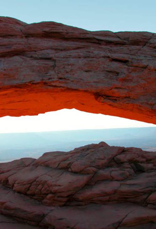 Canyonlands mesa arch 1
