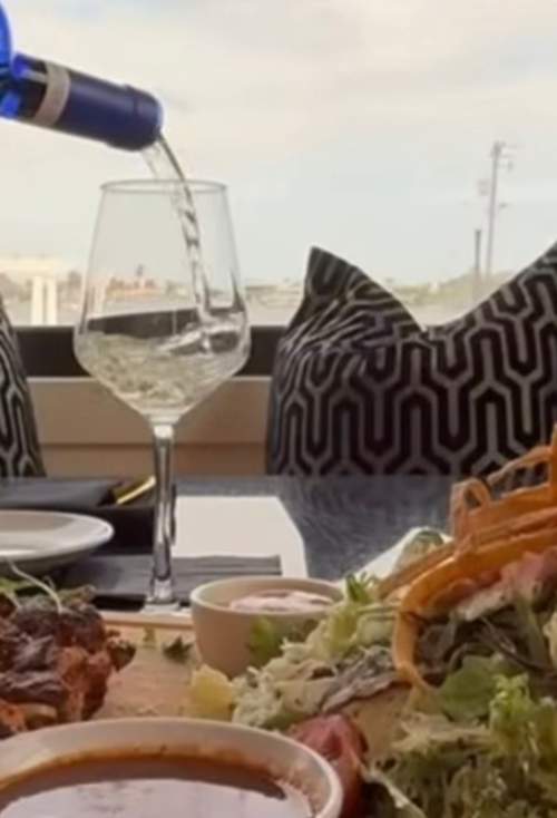 waterfront dining