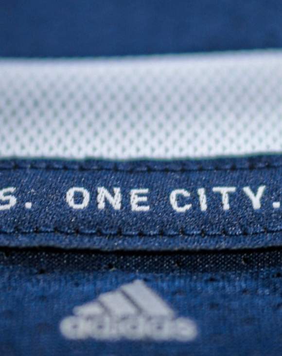 Rosedale Memorial Arch featured on Sporting KC's new secondary jersey for 2022