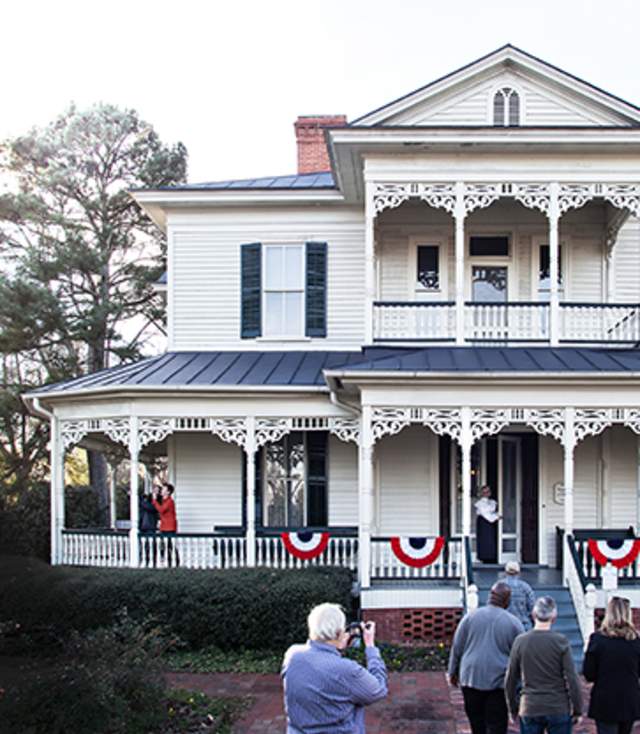 Group Tours - Poe House - Horizontal