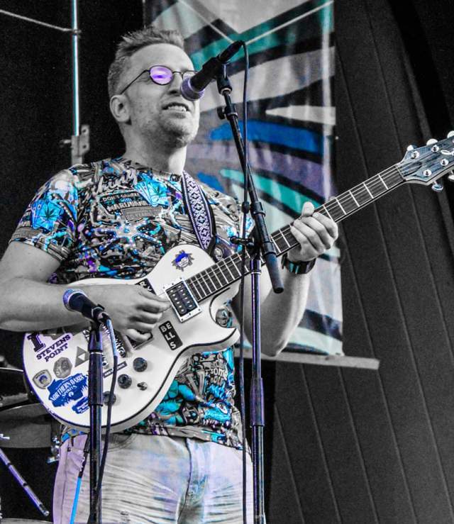 Live Music: Jordan Bain