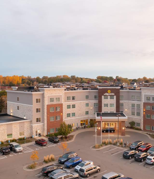 Aerial photo of La Quinta hotel in Woodbury