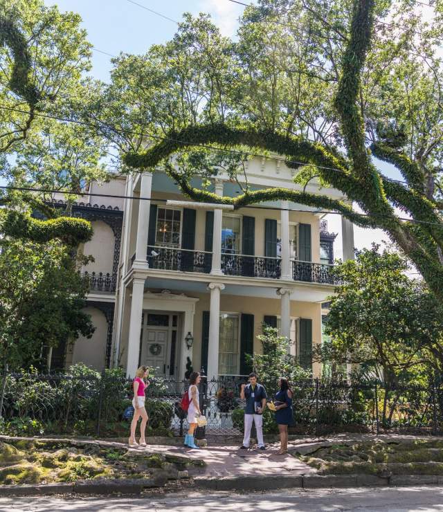 Garden District Walking Tour