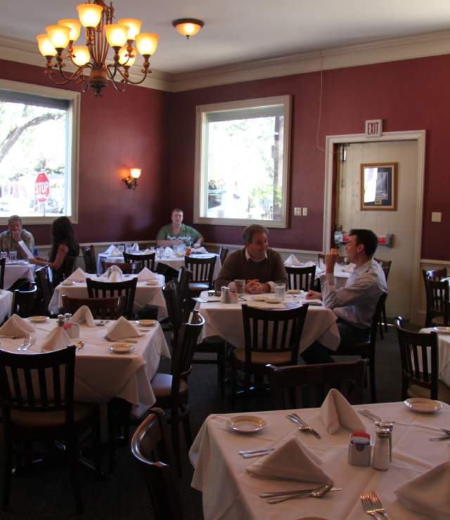 Pascal's Manale Restaurant
