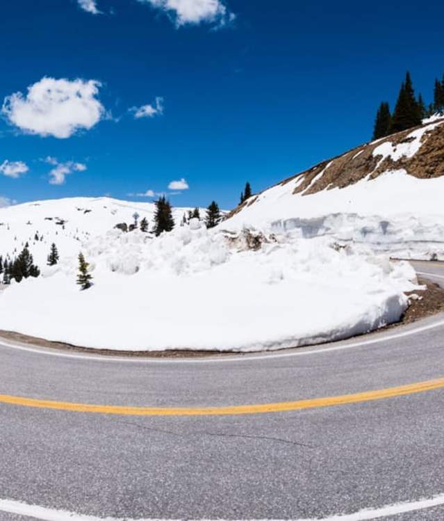 Independence Pass Summit – Twin Lakes Road Rides