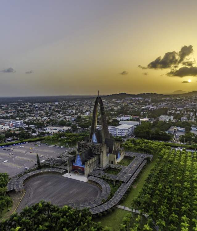 Basílica Nuestra Señora de La Altagracia