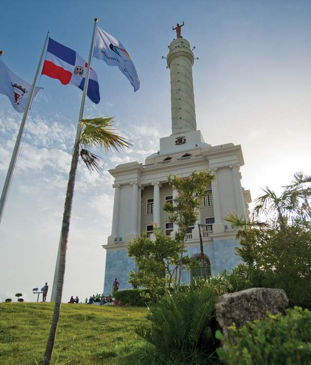 Monumento a los Héroes de la Restauración