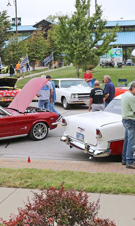 DTN - ROS - Merriam Visitors Bureau - "Car Show"