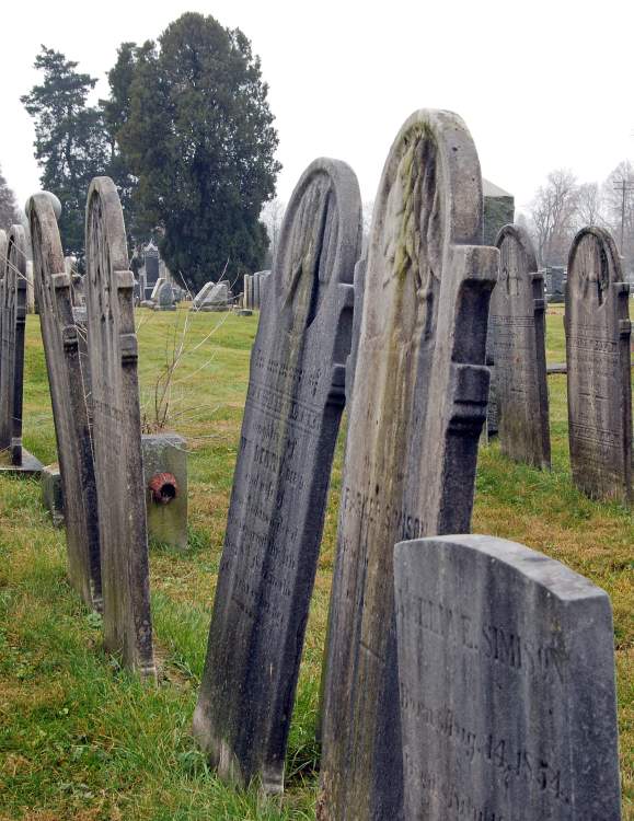 5 Hidden Gems: Self-Guided Walking Tours