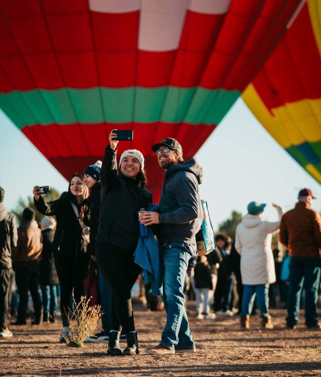 Balloon Rally 2025 selfie winter
