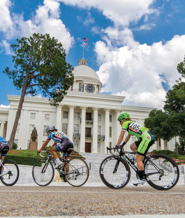 Cyclists in front of State Capitol