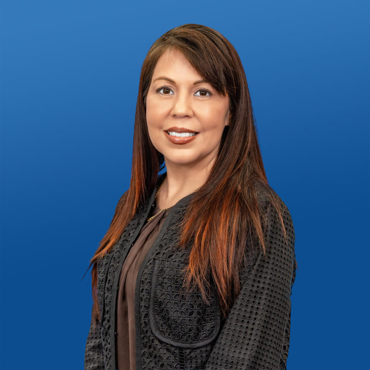 Headshot of Visit Orlando Board Member Evelyn Cardenas