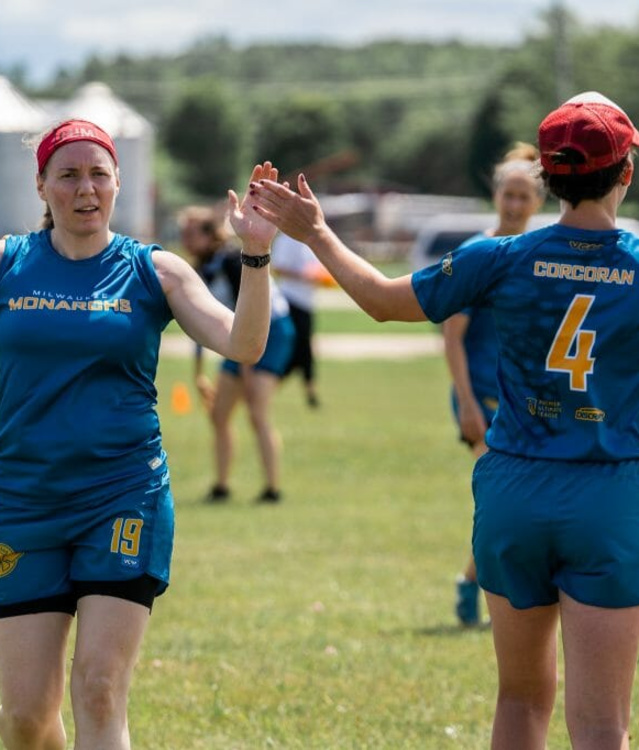 Milwaukee Monarchs High-Five
