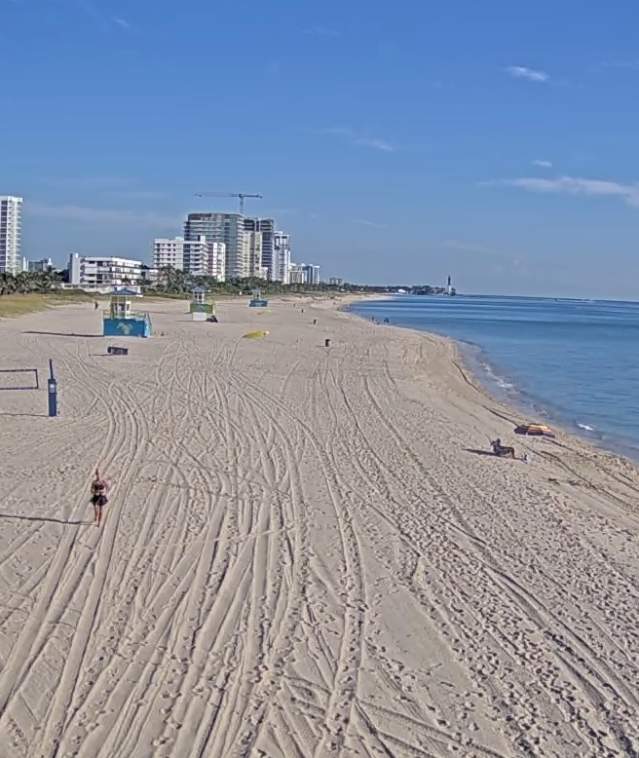 View of Pompano Beach from the Pier looking north