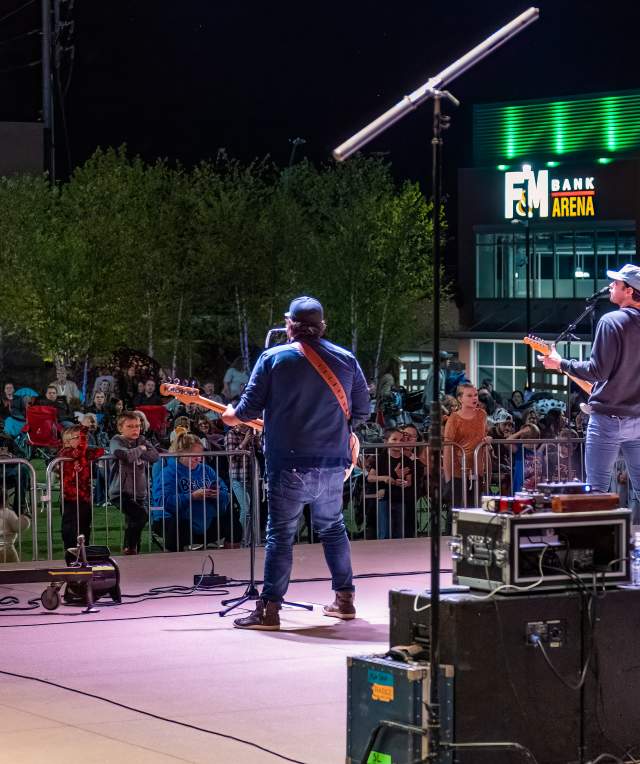 Downtown @ Sundown - Rubik's Groove