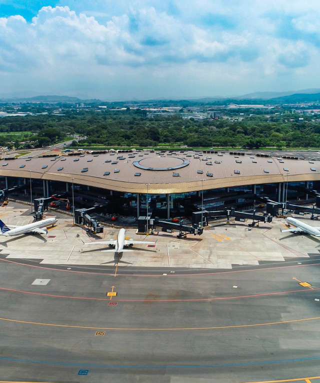 Panamá Airports: Direct Flights to 82 Cities in the Americas and 