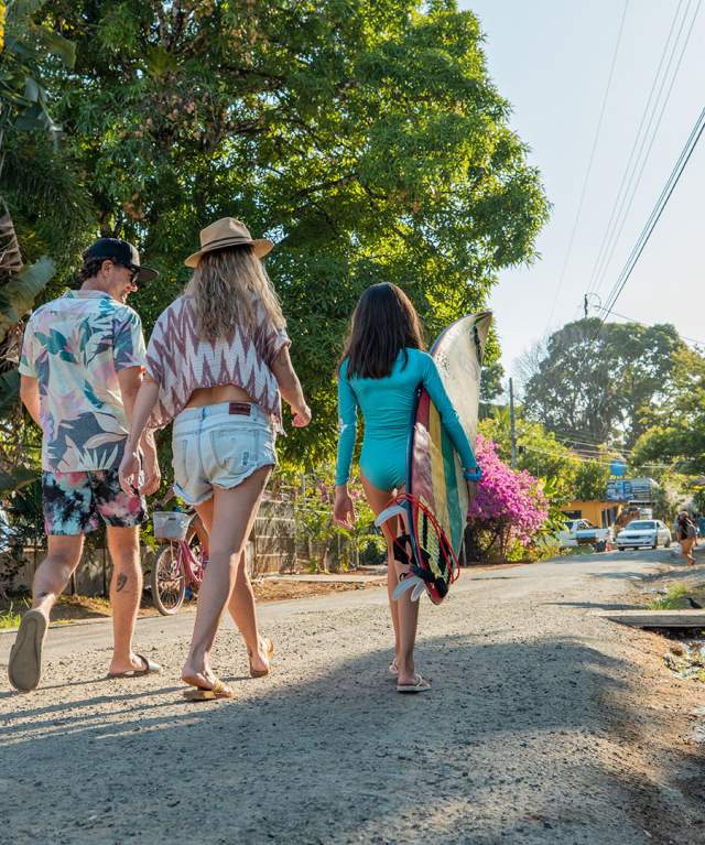 Stay on Veraguas’ Pacific Coast: hotels, hostels, and lodges in Santa Catalina, the Gulf of Montijo, and Mariato. Surfing, beaches, and nature await.