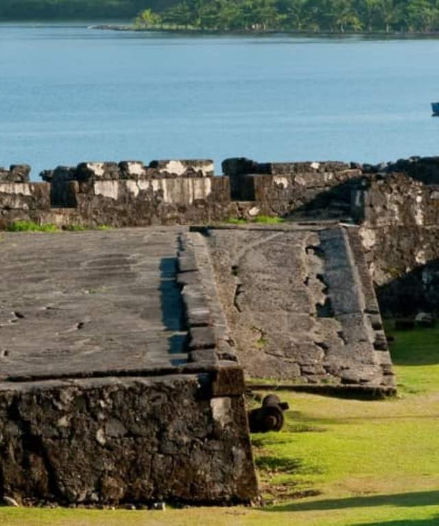Fuerte colonial de Santiago en Portobelo, provincia de Colón, Panamá.