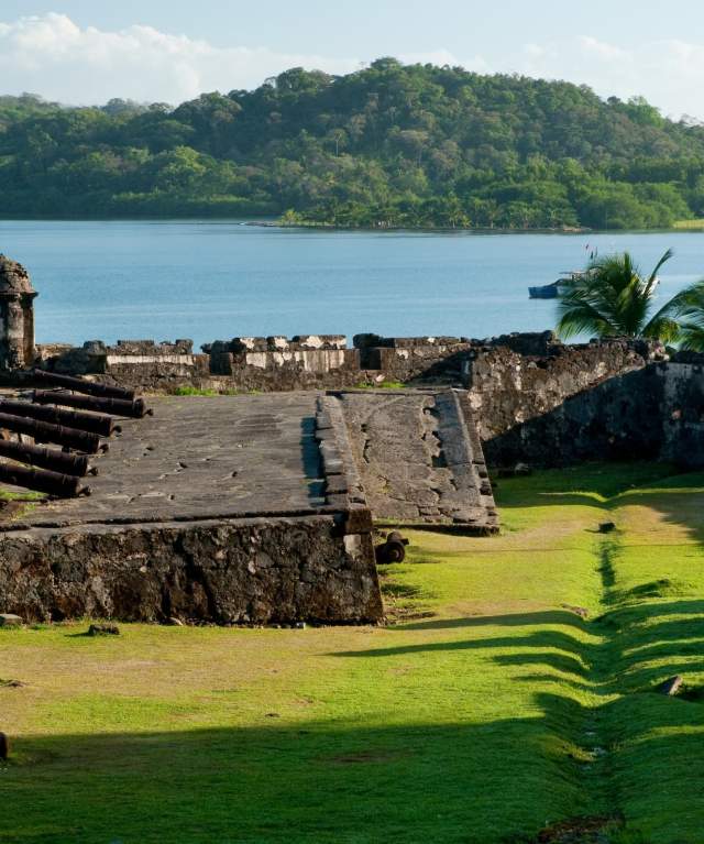 Santiago Spanish Fort wide view, Colón Province