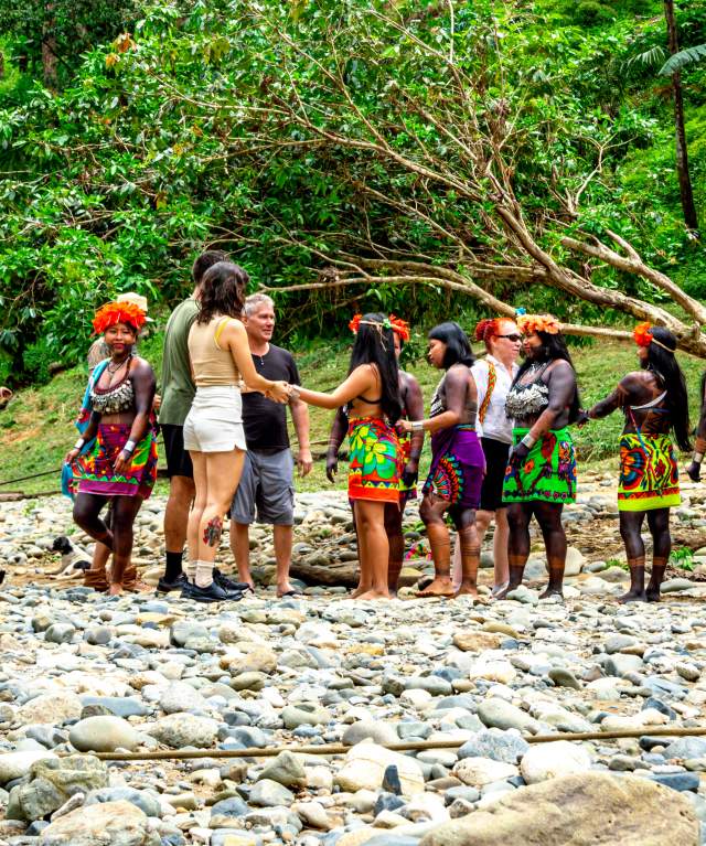 Visitors are welcomed at the village arrival by indigenous people dressed up in their traditional attire.