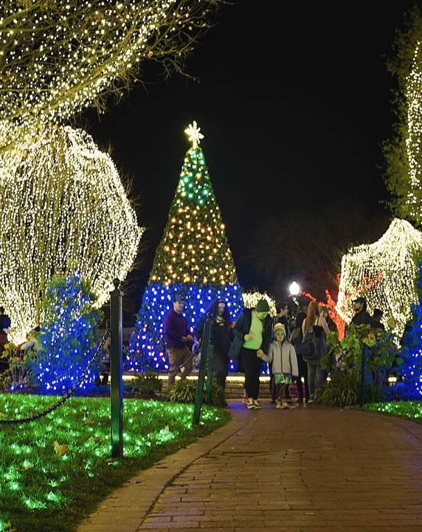 This Weekend In Bentonville: December 8–10, 2023