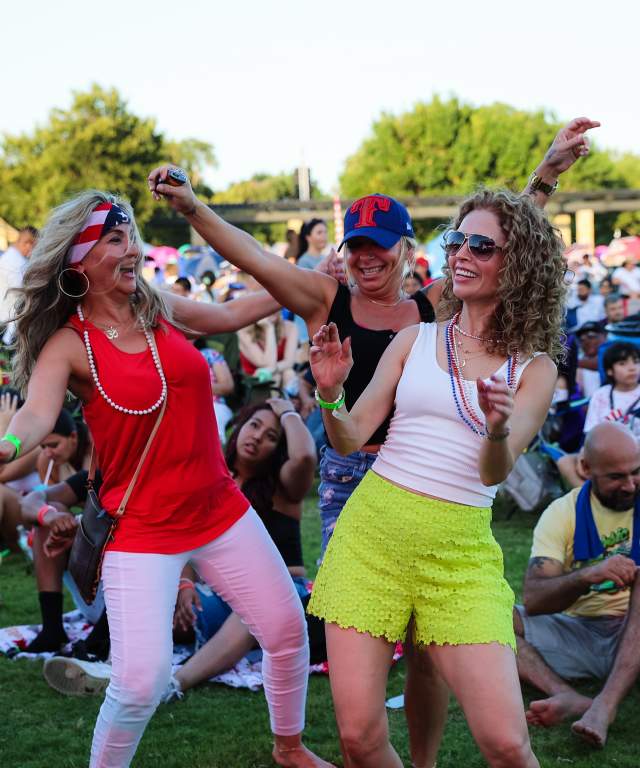 Ladies at Kaboom Town