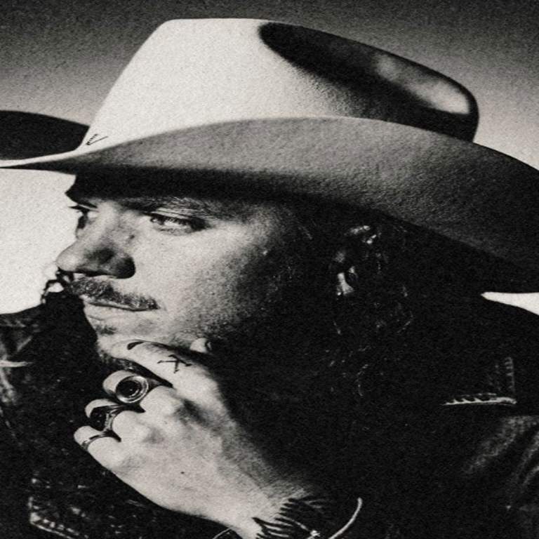 Picture of Brandon Lake for his King Of Hearts performance