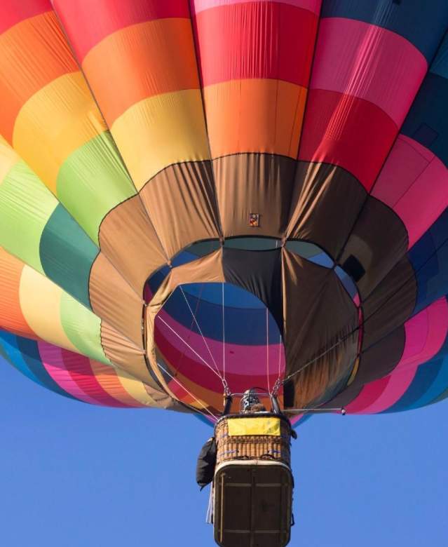 hot air balloon