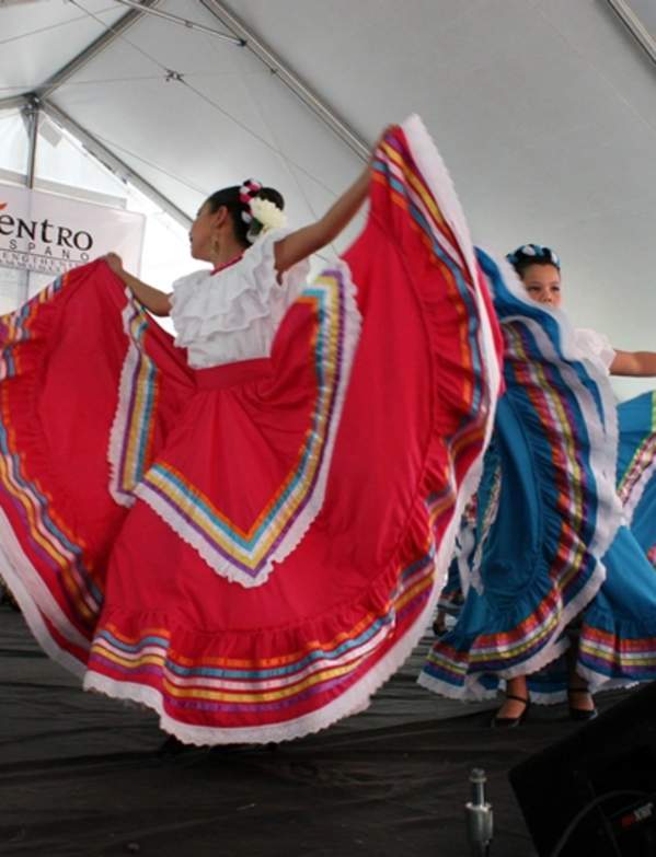 Mexican Dancers at the Festival Latinoamericano