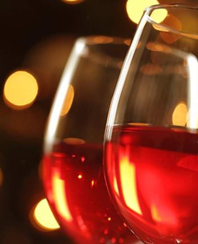 red-wine-glasses