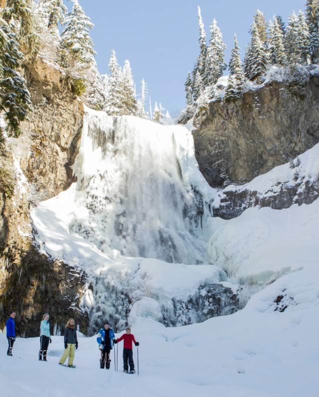 Gorgeous Frozen Waterfalls Near Vancouver You Can Hike or Snowshoe to In Winter