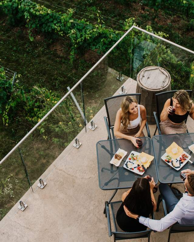 Magnetic Hill Winery