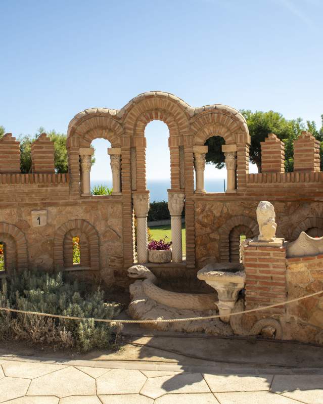 Castillo de Colomares