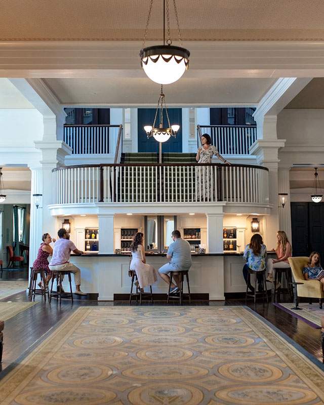 lobby bar