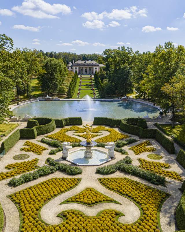 Nemours Estate
