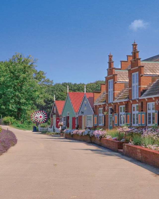 Hill WIG Buildings